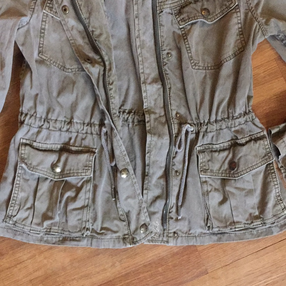 Talula utility jacket from Aritzia - Picture 3 of 7